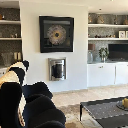 4 Bedroom Townhouse Puerto Banus * ماربيا